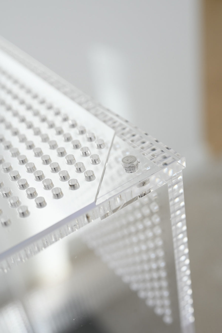 Acrylic, glass or a plastic tub: an honest comparison